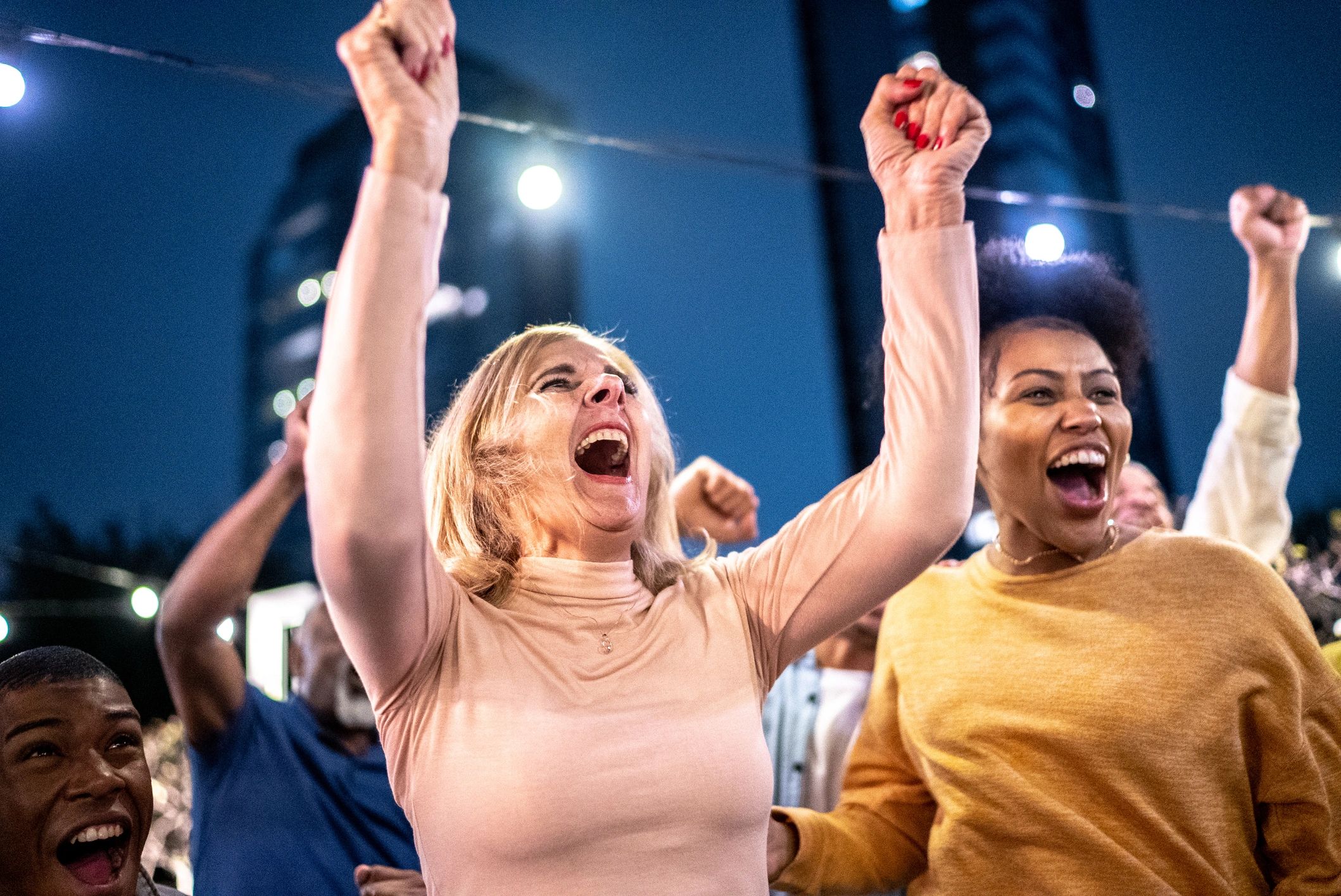 live music fans cheering